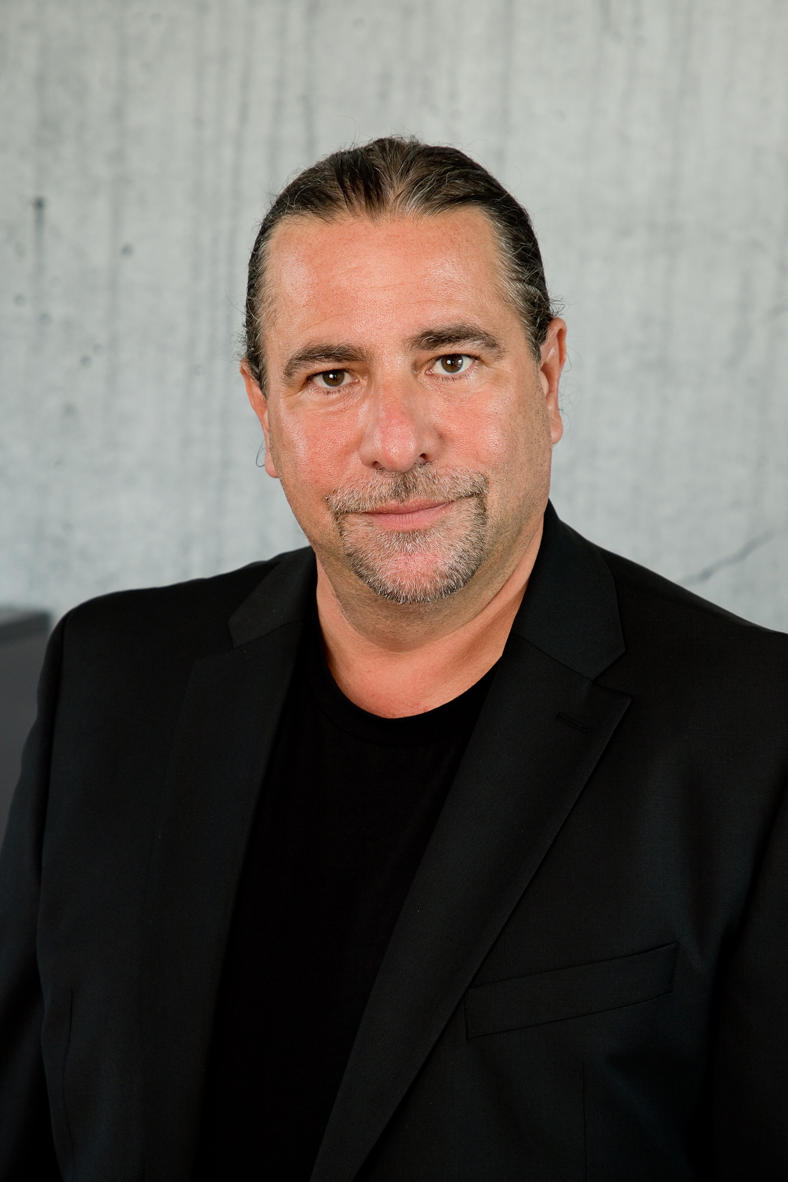 Christian Bräuer, Innungsmeister der Landes- und Bundesinnung der Elektro-, Gebäude-, Alarm- und Kommunikationstechniker. (c) Foto Knoll